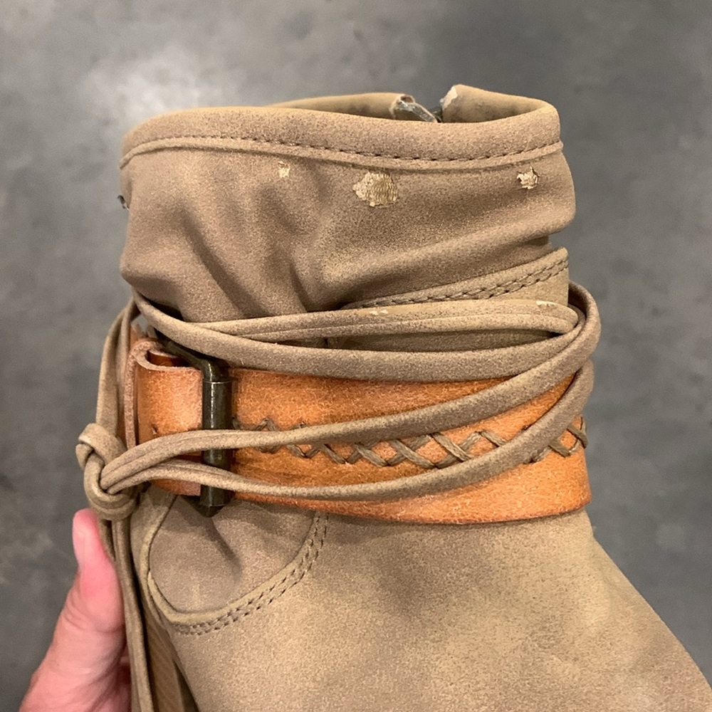Roxy Ankle Boots - Size 7.5 - Picture 6 of 6